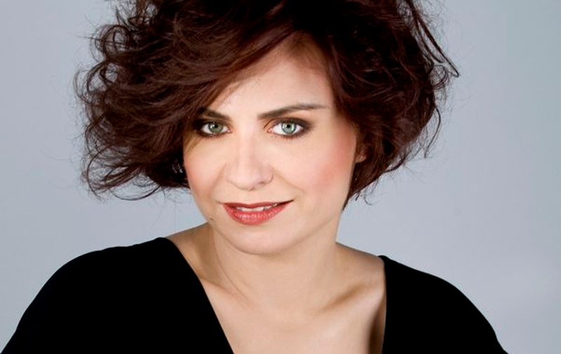 Adina Buzatu: "Haideți să ne rugăm pentru Iurie Darie!"
