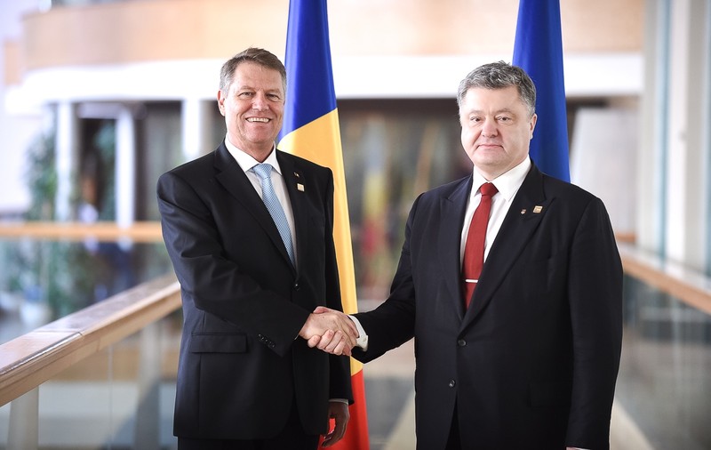Președintele Iohannis va face o vizită în Ucraina și va merge în regiunea Cernăuți