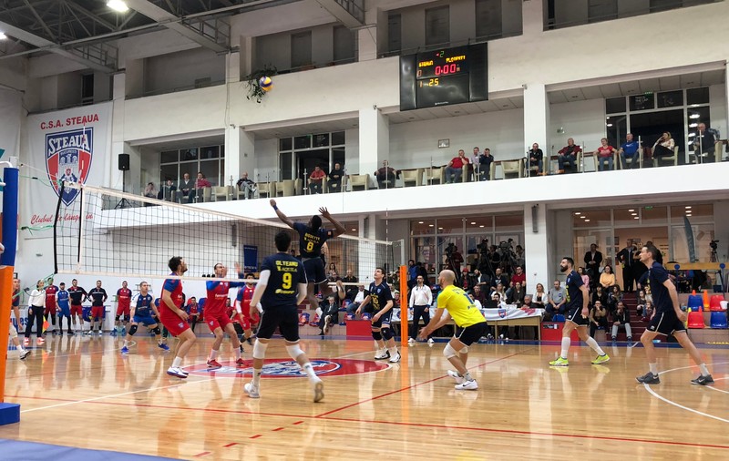 Reacții după ce Tricolorul Ploiești a învins CSA Steaua, la volei