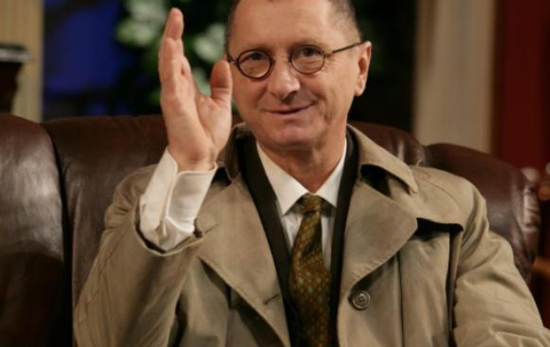COMEDIE de 5 STELE, cu Horaţiu Mălăele