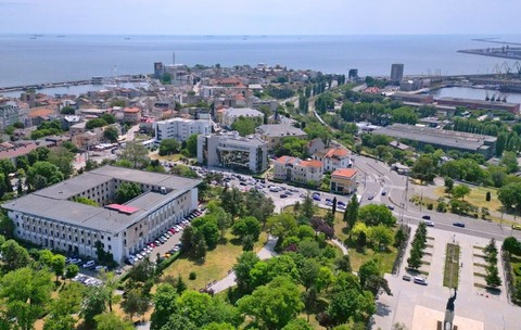 Șoferii din Constanța ar putea scăpa de o taxă de 200 de lei, considerată de judecători un „impozit mascat“