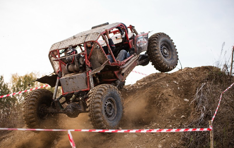 Competiție off road, în weekend, în Dâmbovița. Traseu de 660 km pentru participanți