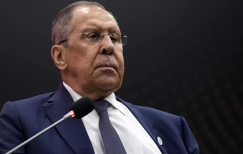 Serghei Lavrov: Occidentul „se joacă cu focul” discutând cu Kievul despre atacuri cu rachete pe teritoriul rus