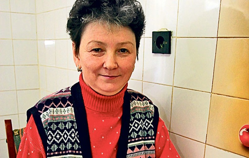 MINUNAT! Lucica Bunghez, femeia operată în 2004 de o tumoare de 72 kg, trăieşte o «a doua viaţă»