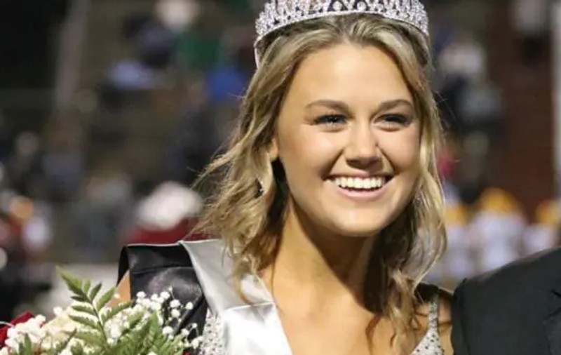 O fată de 18 ani din SUA riscă 16 ani de închisoare, după ce a trucat concursul de miss din liceu