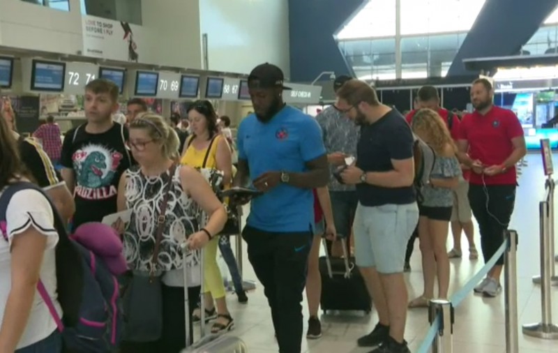 Gnohere a pierdut avionul spre Belgia fiindcă a stat prea mult la fast-food! Atacantul de la FCSB a fost implicat într-un scandal uriaș pe aeroportul Otopeni