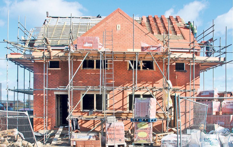 Grăbeşte-te să-ţi faci casă! Peste cinci ani nu vei mai avea voie să construieşti decât după normele europene