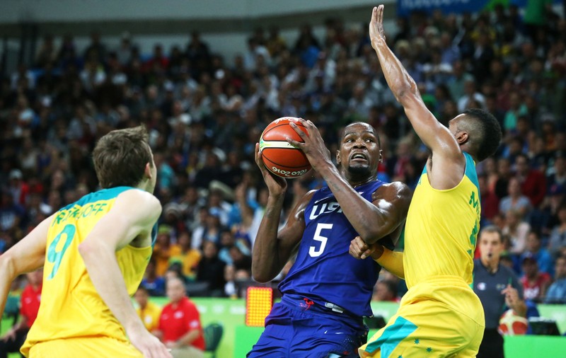 Superstarul NBA Kevin Durant, infectat cu coronavirus