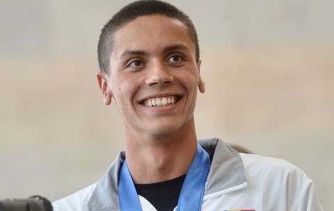 david-popovici-debut-campionatele-mondiale-singapore-program-probe-inot