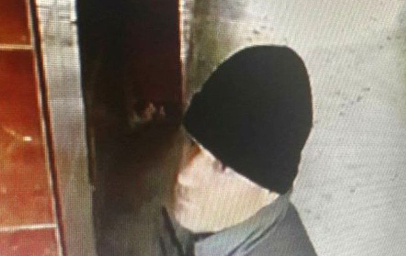 Momentul în care polițistul pedofil Eugen Stan putea fi dovedit că abuza copii! Bătut de tatăl și iubitul femeii căreia i-a băgat mână sub fustă
