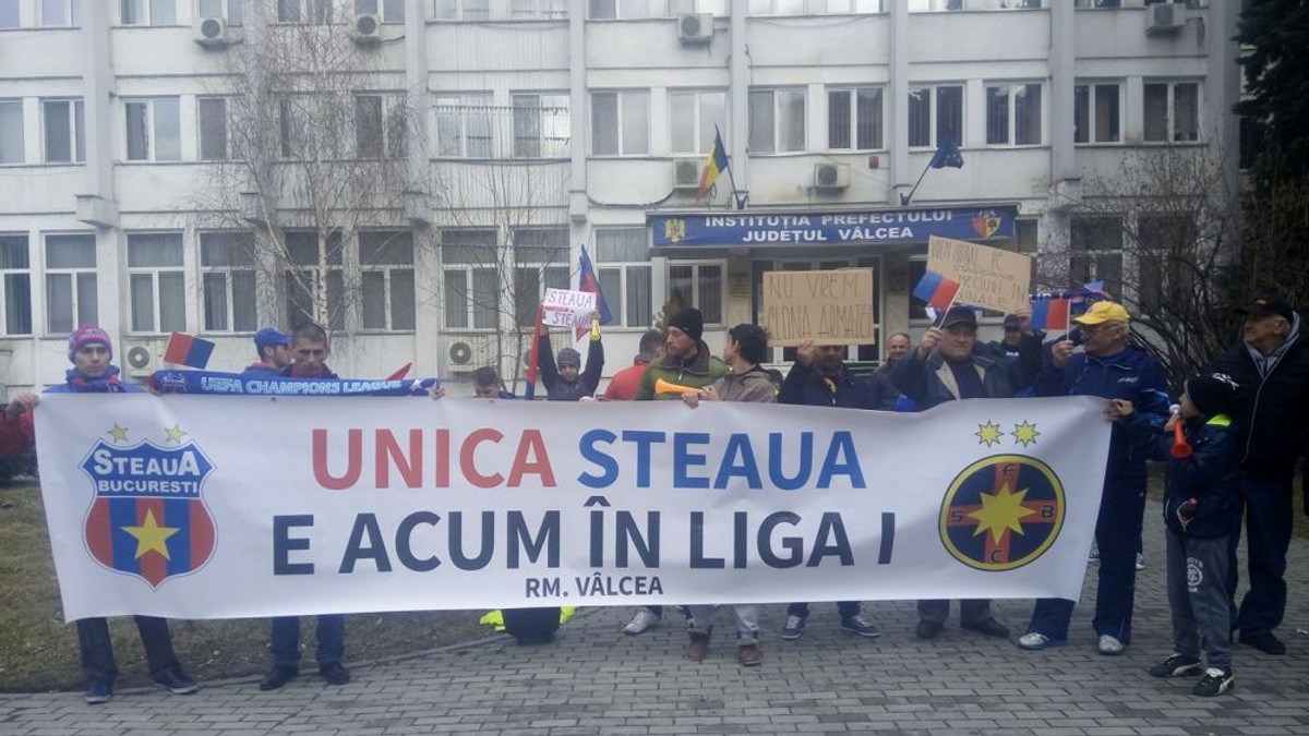 Revoluția roș-albastră s-a transformat într-un adevărat fisco