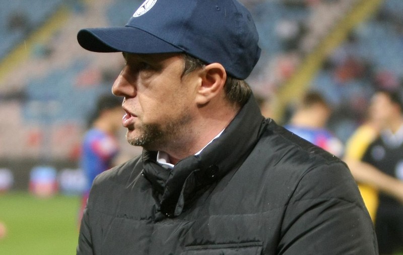 Reghe se contrează cu Negoiţă: "Ori nu ştie fotbal, ori face pe prostul" | "Eşti un cocoşel obraznic"