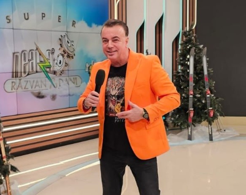 Ce bea Adrian Enache în fiecare dimineață, pe stomacul gol: „Este un tratament japonez”. Artistul își face înainte rugăciunea