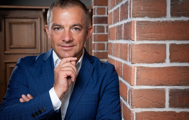 Cine e Daniel Mischie, investitor la „Imperiul Leilor”, sezon 4. „Primul job pe care l-am avut a fost ca responsabil toalete clienți”