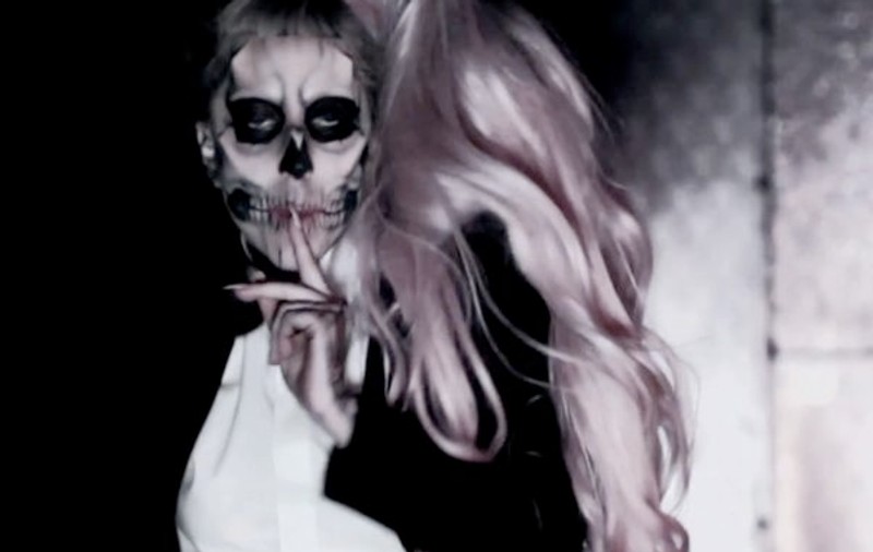 Fosta asistentă a cântăreței Lady GaGa: "Am fost sclava ei!"