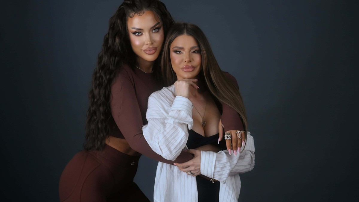 Loredana Chivu și Ana Mocanu