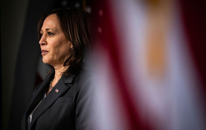 Kamala Harris e înaintea lui Donald Trump în primul sondaj realizat după ce Joe Biden s-a retras din cursa prezidențială
