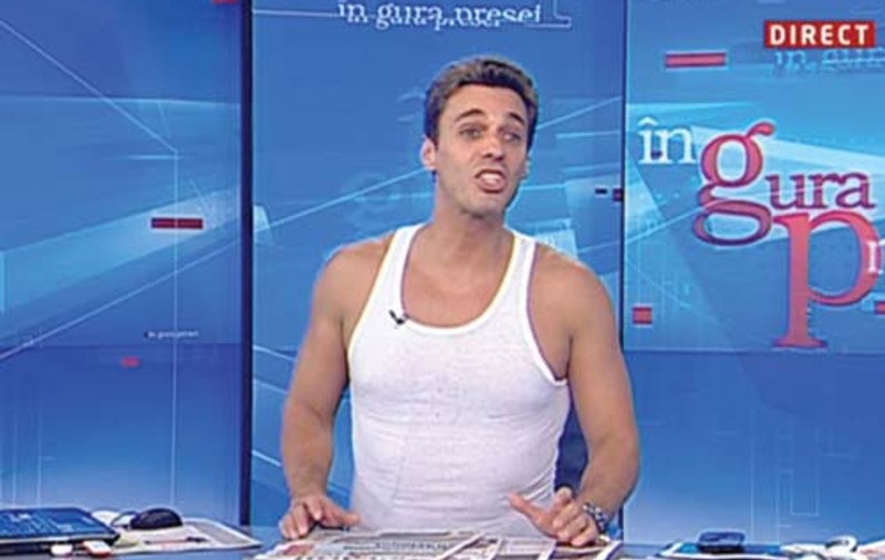 Mircea Badea s-a accidentat în timpul unui meci de fotbal! Vezi care a fost prestaţia prezentatorului!