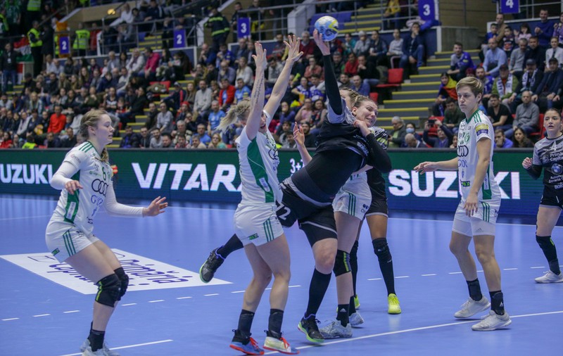 CSM București - Gyor 25-27, în Liga Campionilor la handbal. ”Tigroaicele” s-au agățat de campioanele Europei