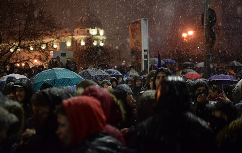 Cum a redat presa internațională protestul din București: Românii au înfruntat ninsoarea pentru a ieși în stradă