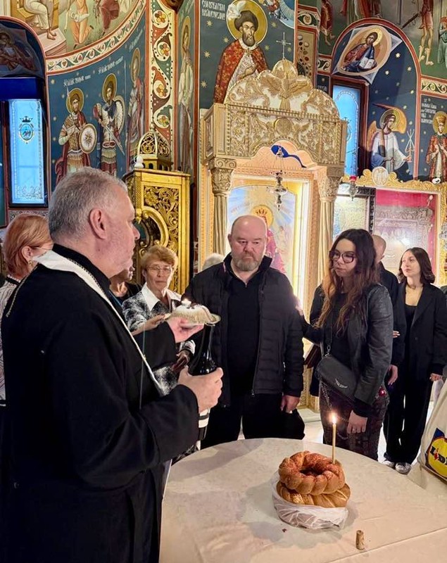 Imagini de la parastasul de 7 ani  pentru Tamara Buciuceanu Botez