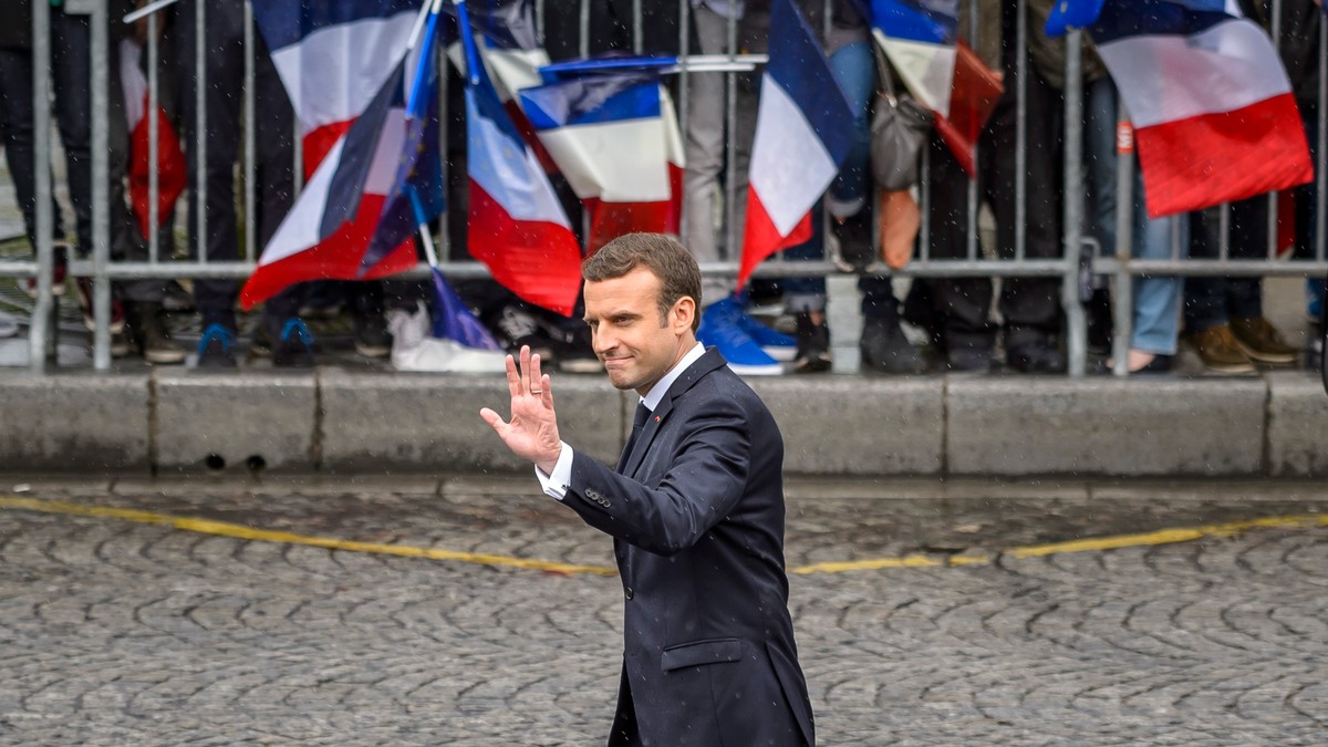 Macron și-a publicat portretul oficial