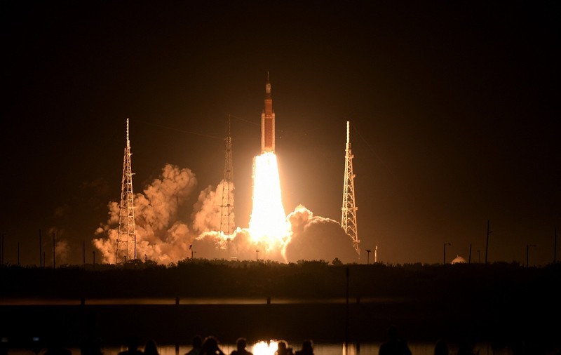 NASA a trimis spre Lună cea mai puternică rachetă a sa. Artemis Moon, lansată din a treia încercare