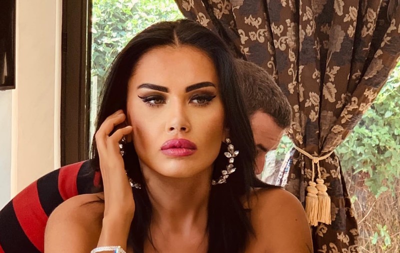 Oana Zăvoranu a anunțat data la care se lansează emisiunea ei pe YouTube. „Hai, gata! Ne-am prostit destul. Începe adevărata nebunie”