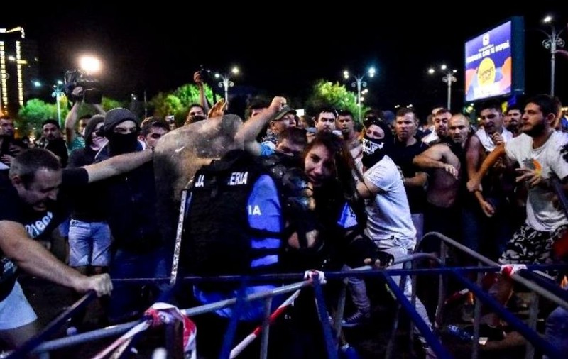 Dosarul violențelor de la protestul din 10 august | Șapte protestatari au fost trimiși în judecată pentru agresarea jandarmilor