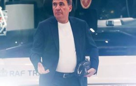 Mutu insinuează o revoltă în vestiarul lui Hagi! Către cine arată: „Sigur a creat neplăceri pe-acolo, fiindcă nu a jucat”