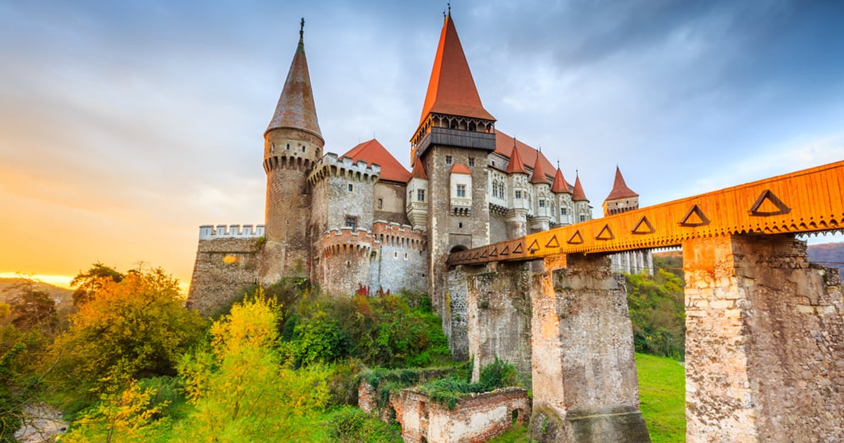Castelul Corvinilor - Castelul Huniazilor