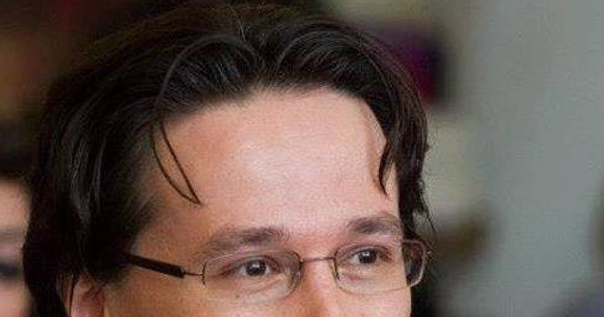 Reacția mamei judecătorului Cristi Dănileț în fața unui preot. Judecătorul Cristi Dănileț, cu zâmbetul pe buze