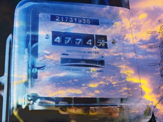 Companiile din energie cer Guvernului să spună clar dacă mai continuă schemele de compensare a facturilor anul viitor. „Bugetul pe 2024 nu include nicio sursă de finanțare”. Contor de energie electrică