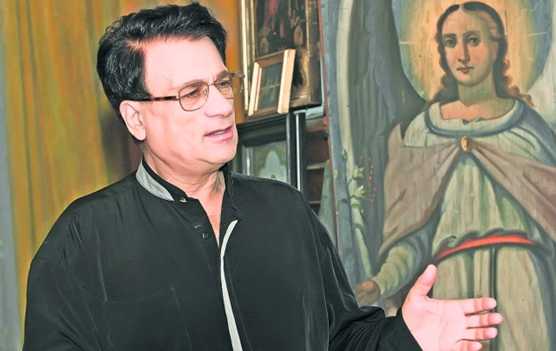 Casa lui Dolănescu, scoasă la licitaţie