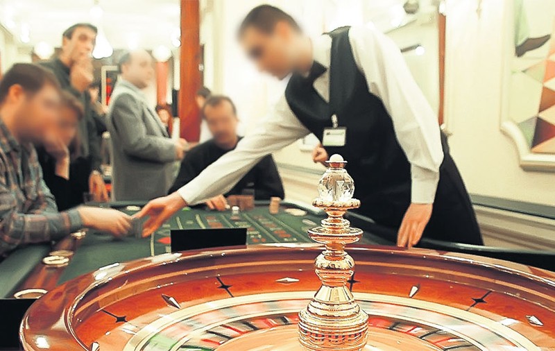 Jocurile de noroc bagă mâna adânc în buzunarele românilor | Spargem zilnic peste 1.000.000 € numai la «păcănele»!