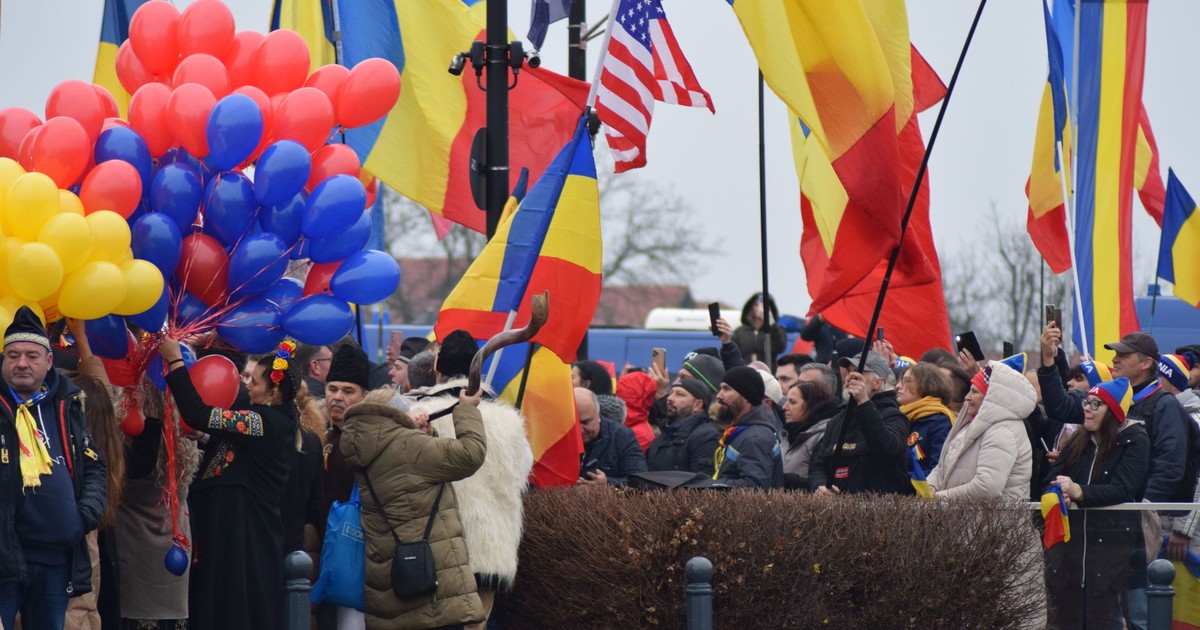Susținători suveraniști la Alba Iulia, de 1 decembrie 2025