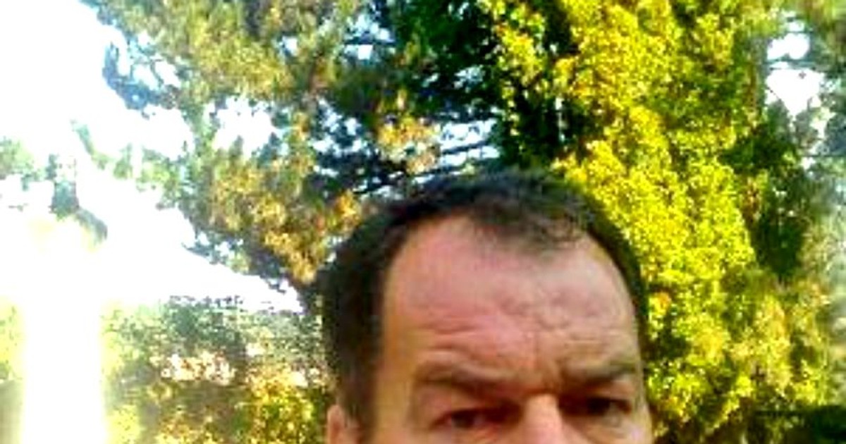 Eugen Stan, agentul de la ”Rutieră” care a agresat sexual copii și femei, pare să fi fost, în ultimul decenniu, pericol public în Capitală. Anchetatorii care au sta de vorbă cu el spun că pedofilul în uniformă a fost un adevărat ”prădător sexual” și că victimele sale ar fi în număr mult mai mare.