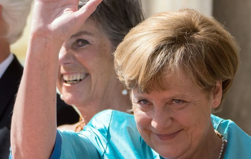 Germania a avut profit de peste 100 MILIARDE de euro de pe urma CRIZEI din Grecia