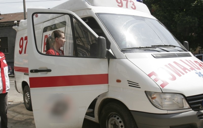 A aşteptat 5 ore să fie îngrijit de un medic, după un accident