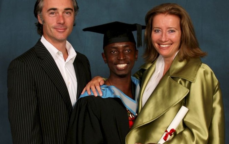 Emma Thompson îşi ascunde noii pantofi de soţul său 