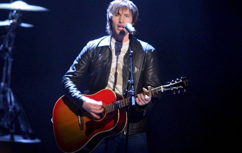 Concertul lui James Blunt se mută la Sala Polivalentă
