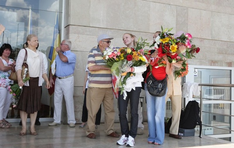 Libertatea a realizat un interviu inedit cu Ilie şi cu Ştefan, doi bătrânei norocoşi, a căror nepoată, gimnasta Sandra Izbaşa, este mândria familiei