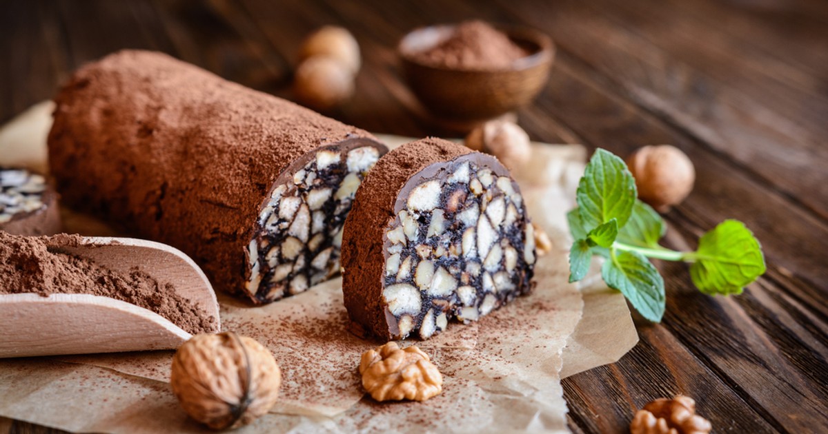 Salam de biscuiți - rețete delicioase pentru masa de sărbători