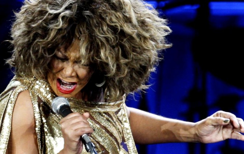 FOTO | Tina Turner a împrăștiat în ocean cenușa fiului ei care s-a sinucis. Mesajul postat de vedetă pe Instagram