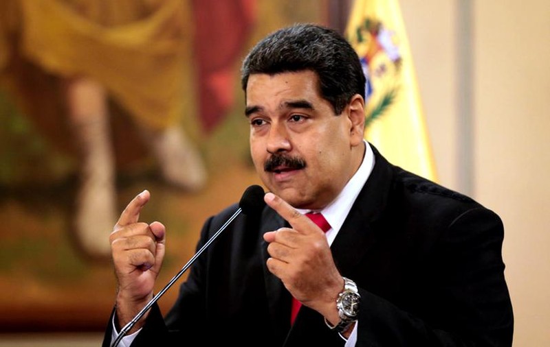 Rusia trimite încă un lot de experți militari în Venezuela