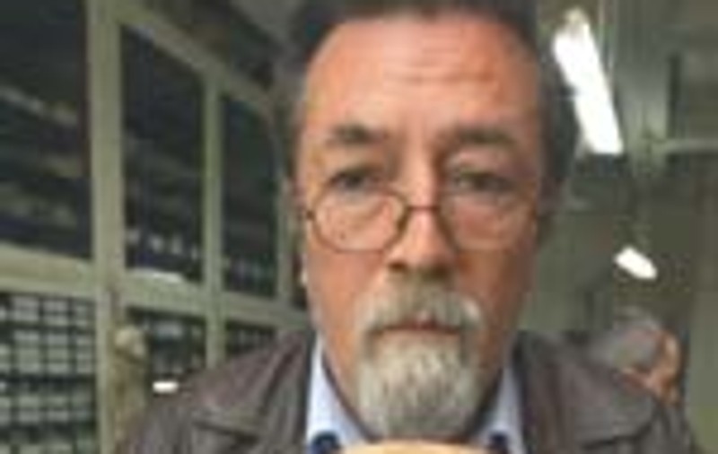 'O bucatica de os este suficienta pentru a afla totul despre un om'