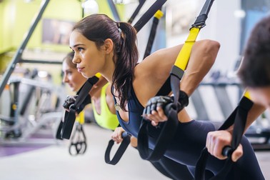 Pe sălile de fitness a fost pus lacătul
