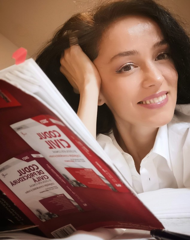 Olivia Steer a renunțat la cafea și la sare. Ce schimbări a observat de când le-a scos din alimentația ei: „Mă trezesc mai odihnită”