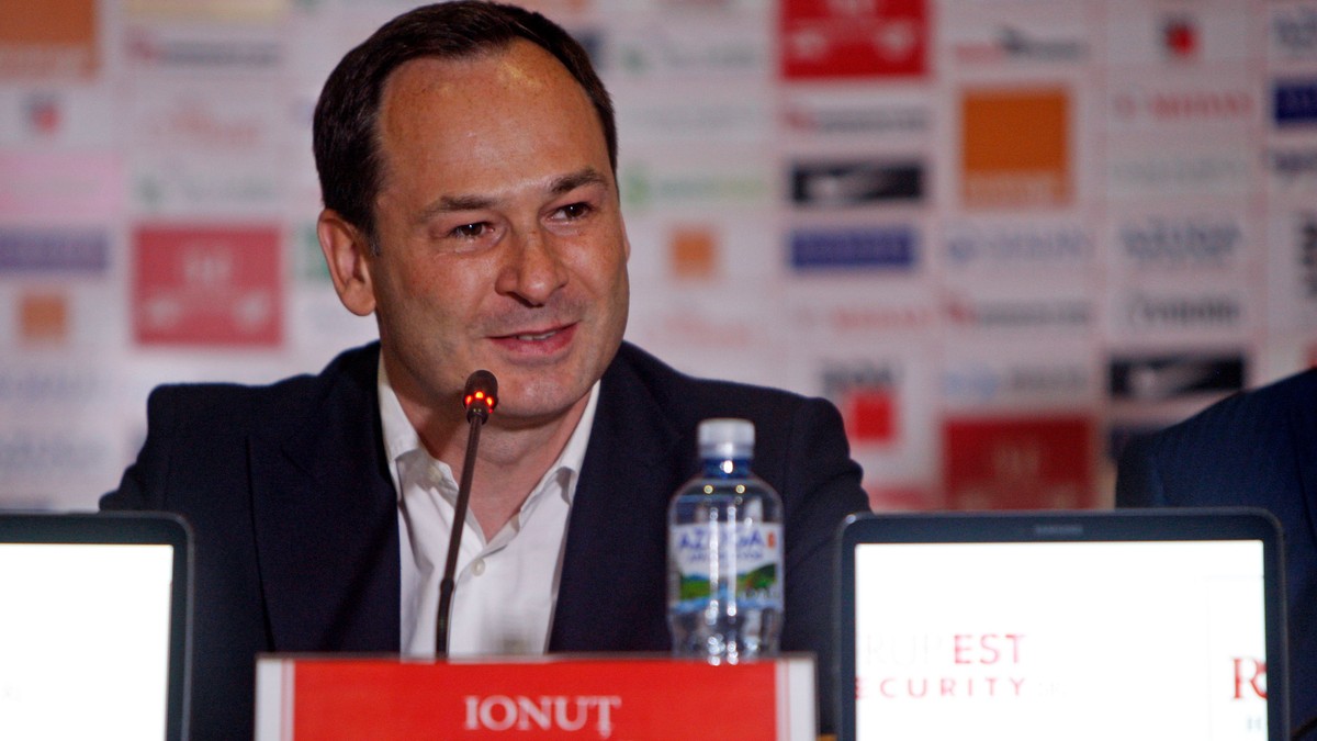 Ionuț Negoiță, pus la zid din interiorul clubului Dinamo: ”Râd și curcile de noi!”. Patronul clubului Dinamo a anunțat recent că a vândut acțiunile