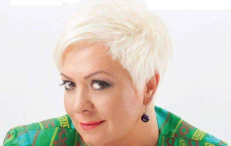MONICA ANGHEL pregăteşte o surpriză! Vezi despre ce este vorba!